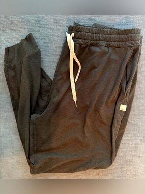 Vuori Performance Jogger